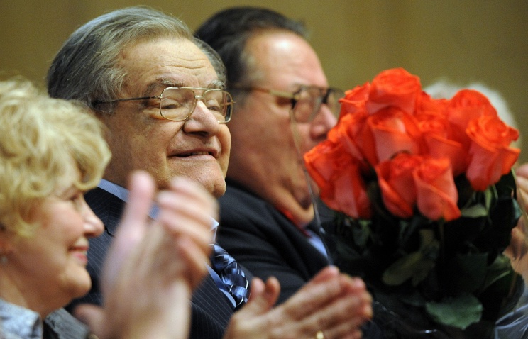 Fazıl İskender Akşamı