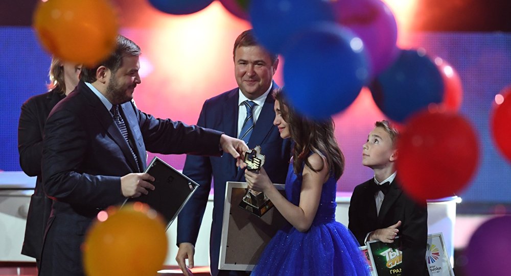 Valeria Adleyba, Devam Ediyor!