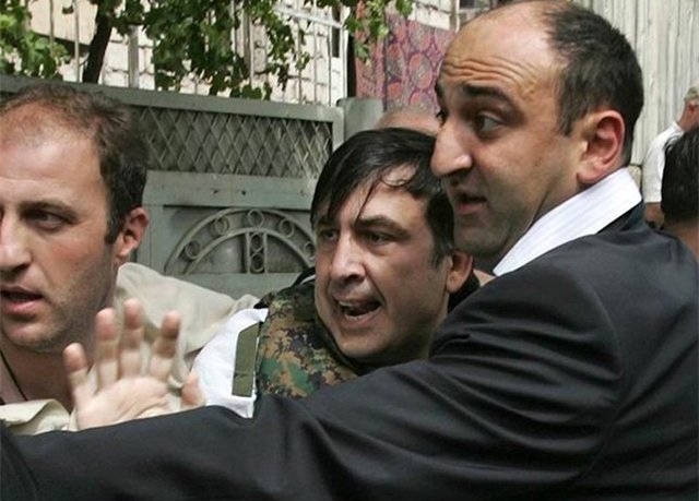 Saakaşvili Korkuyor
