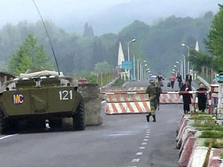 İngurdan kaçak mal sokanlar yakalandı